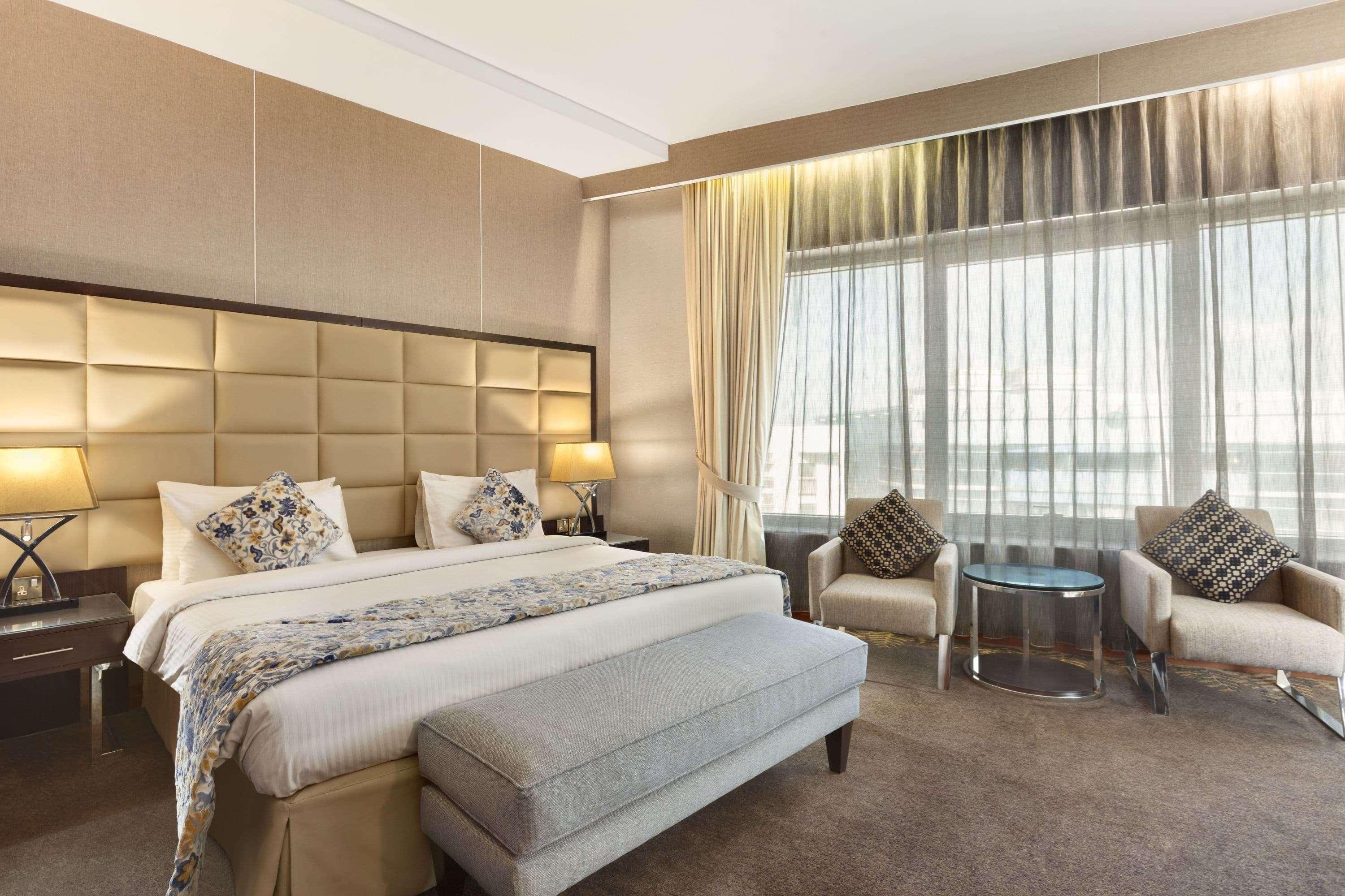 Отель Howard Johnson Bur 3*