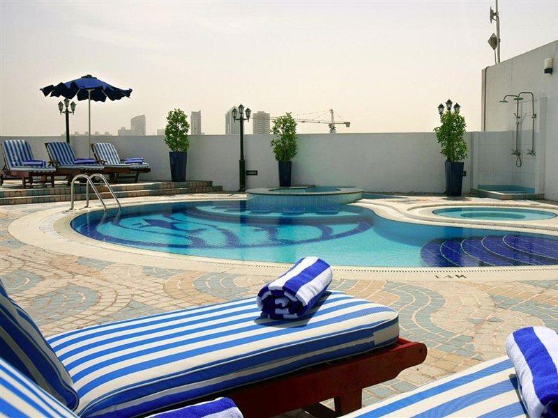 Howard Johnson Bur 3* Дубай